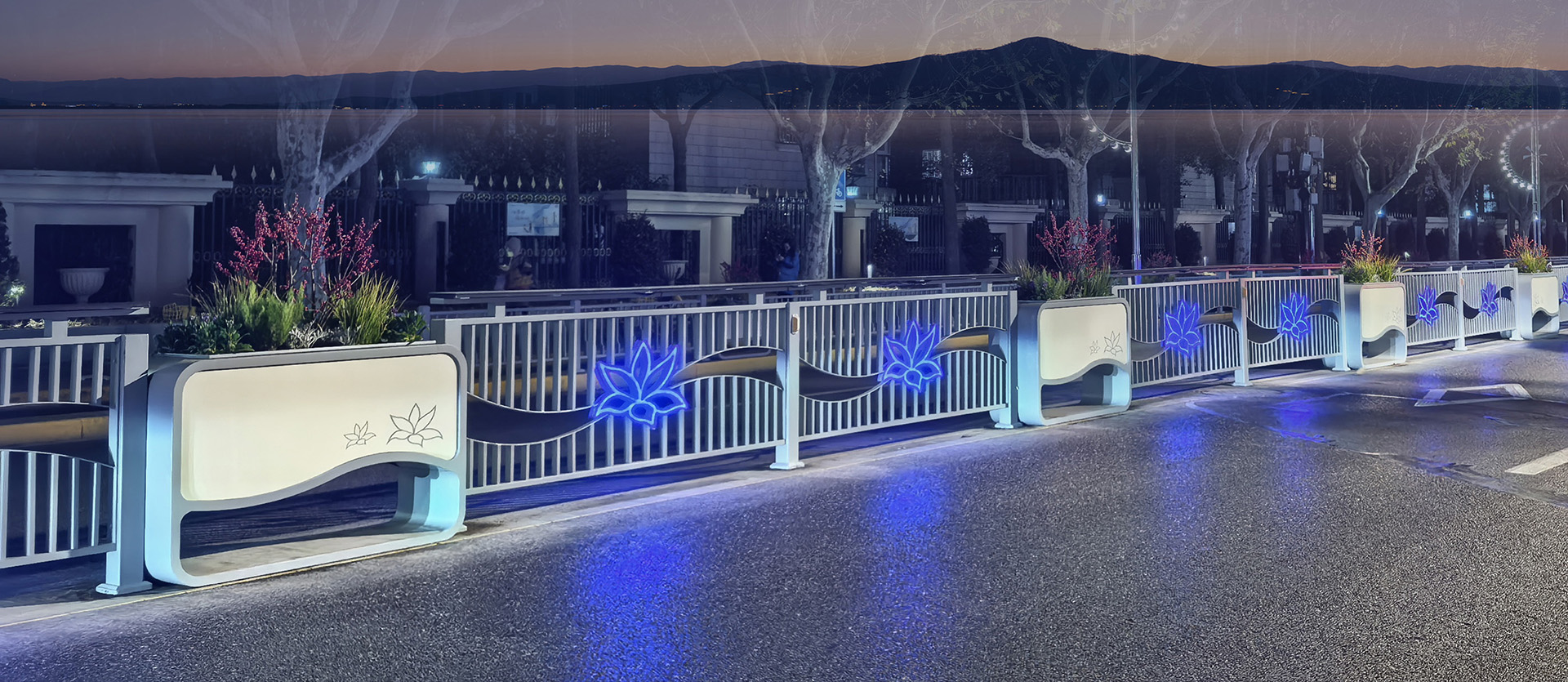市政道路隔離花箱護欄案例展示-杰欣園藝-花箱優質制造商 - 道路隔離花箱案例